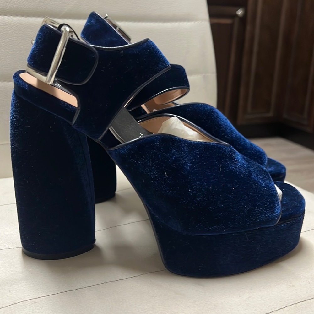 Zara Velvet Block Heeled Sandals!